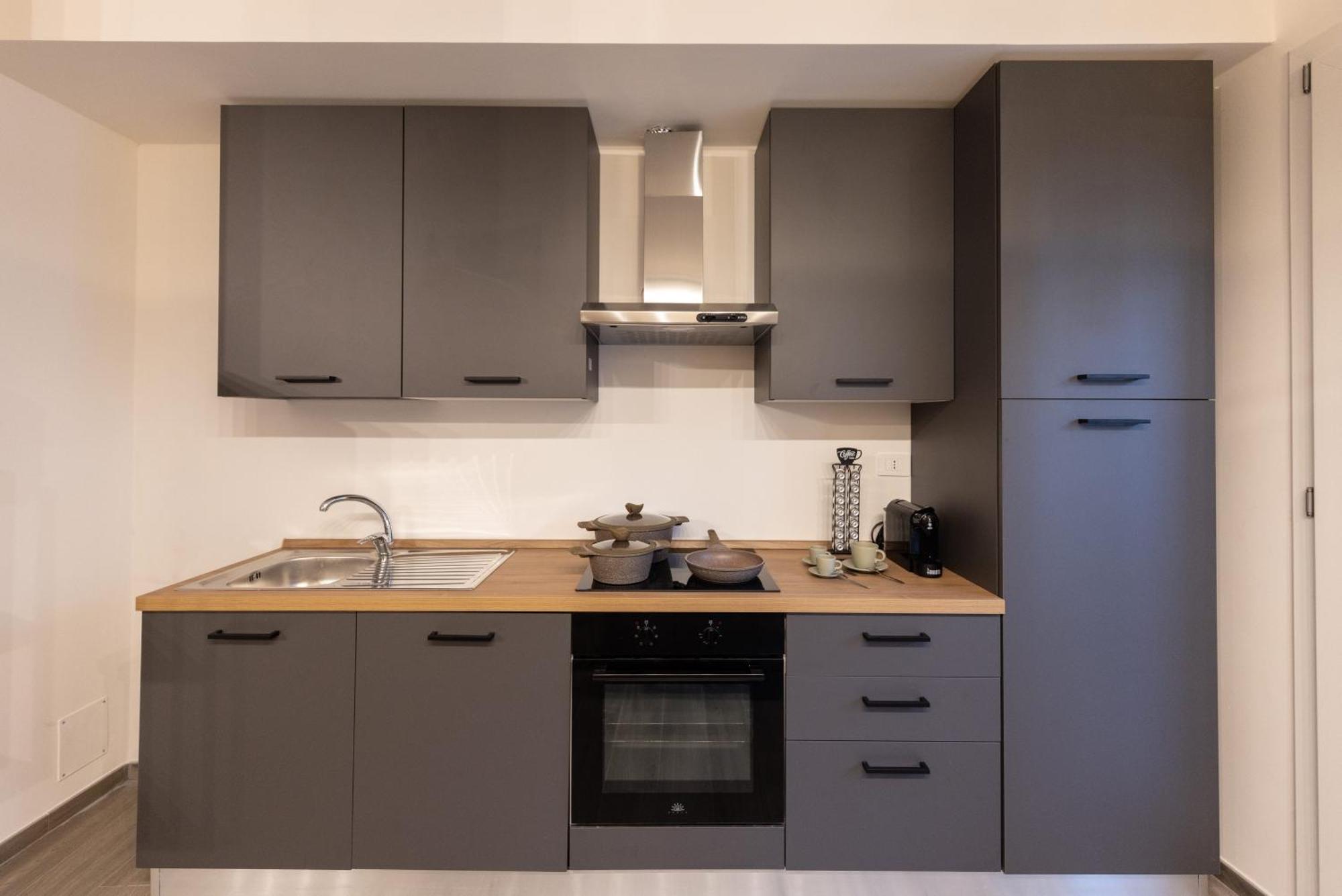 Urban Chic Luxury Suite Apartments روما المظهر الخارجي الصورة