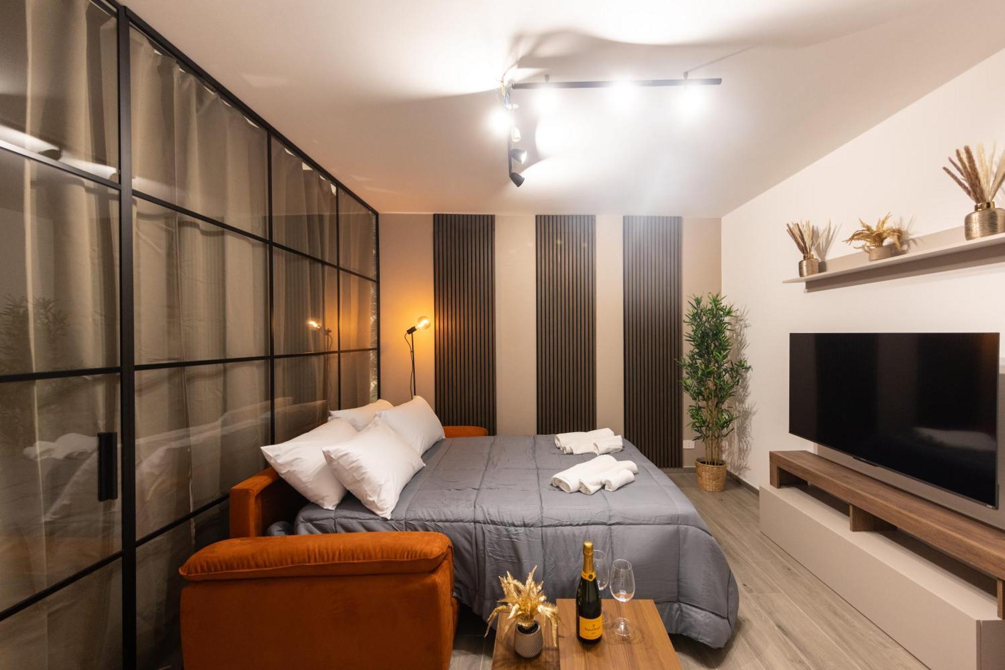 Urban Chic Luxury Suite Apartments روما المظهر الخارجي الصورة